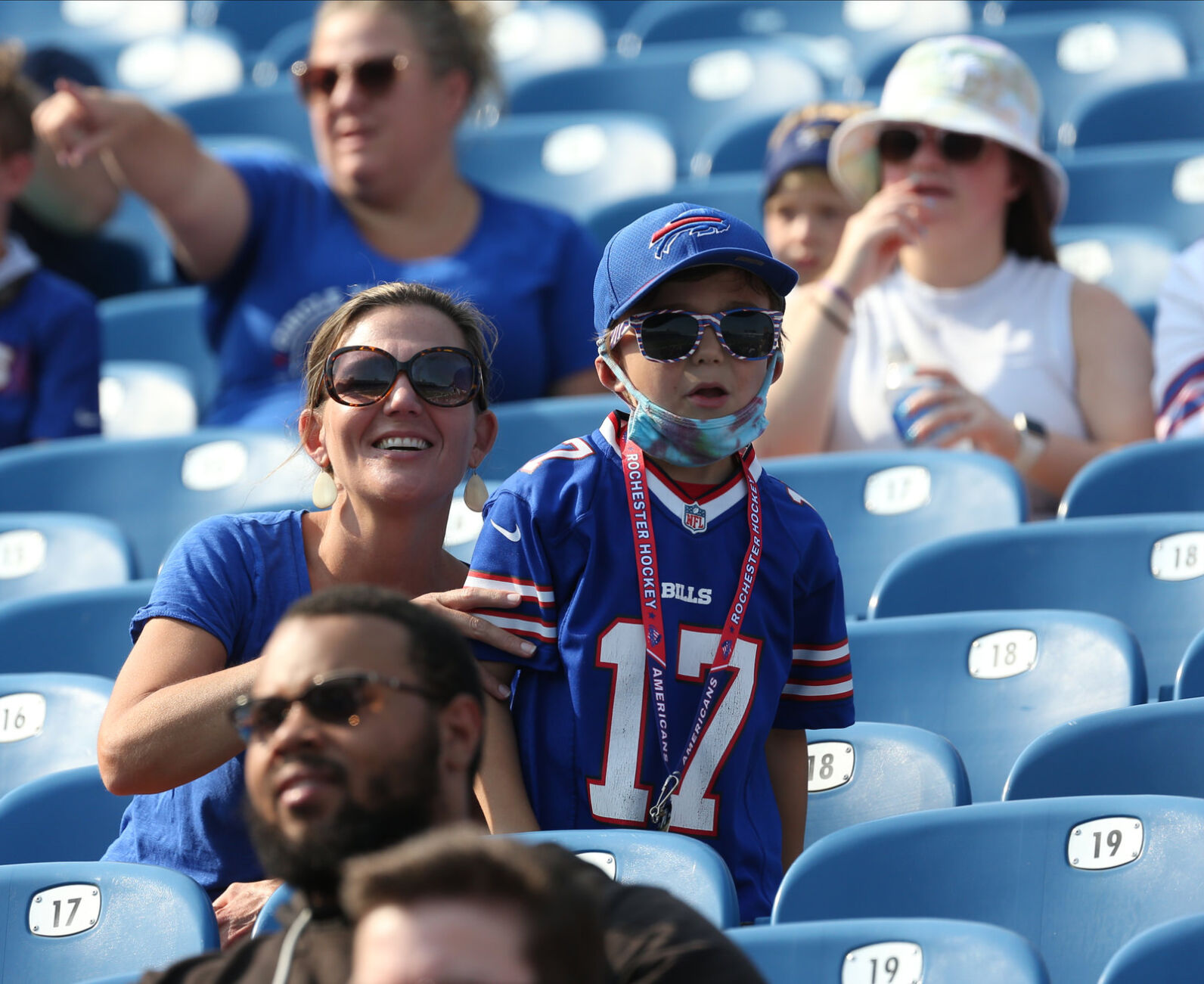 1019072894 McCoy Sports Buffalo Bills training camp